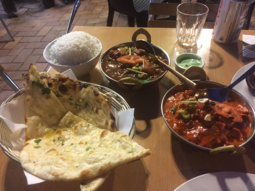 Sabi's Kitchen Indian and Seafood Restaurant