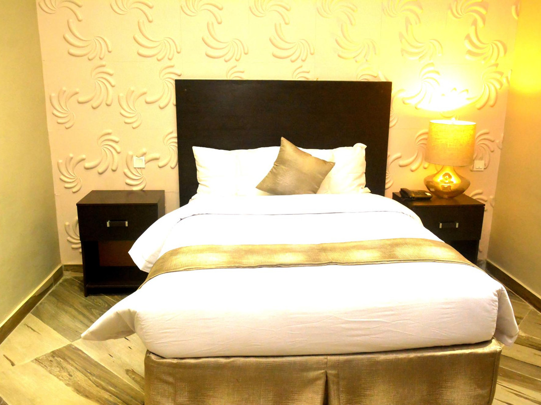 The Dover Hotel Ikeja主图