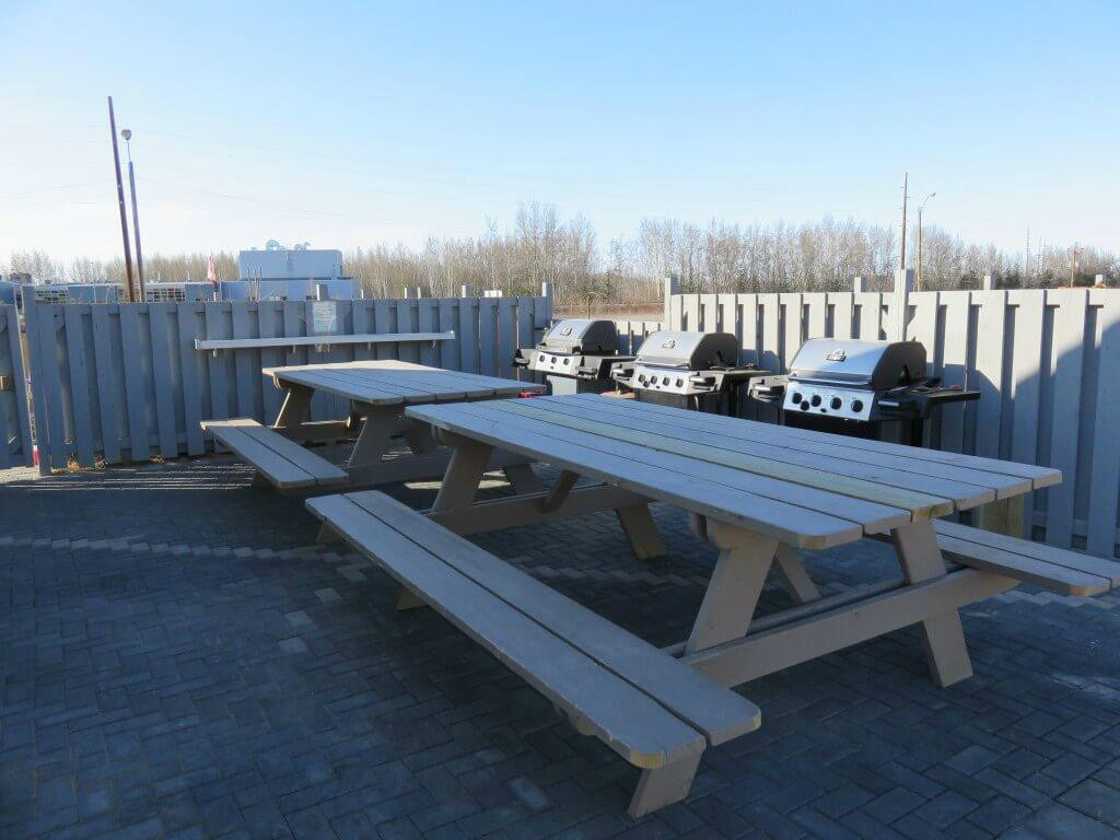 Hay River Suites主图