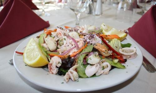 Lindenhurst餐馆和美食-Goccia D'Oro Restaurant