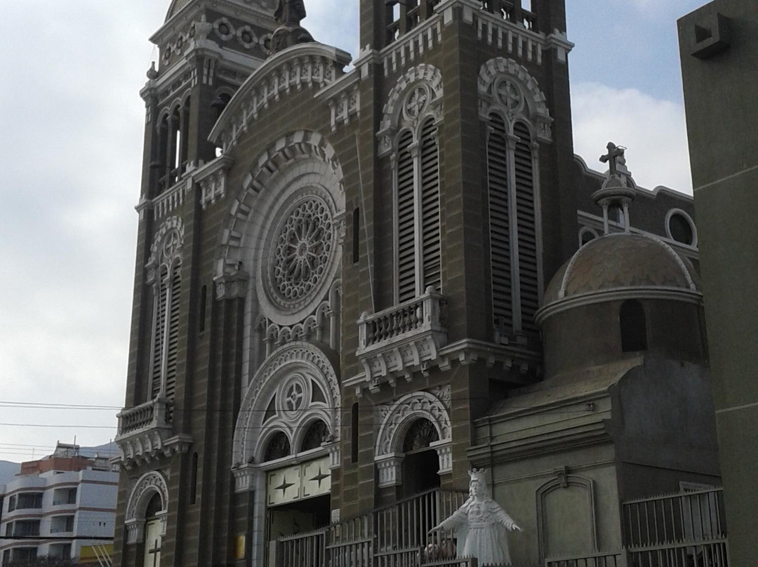 Iglesia Corazon de Maria景点图片