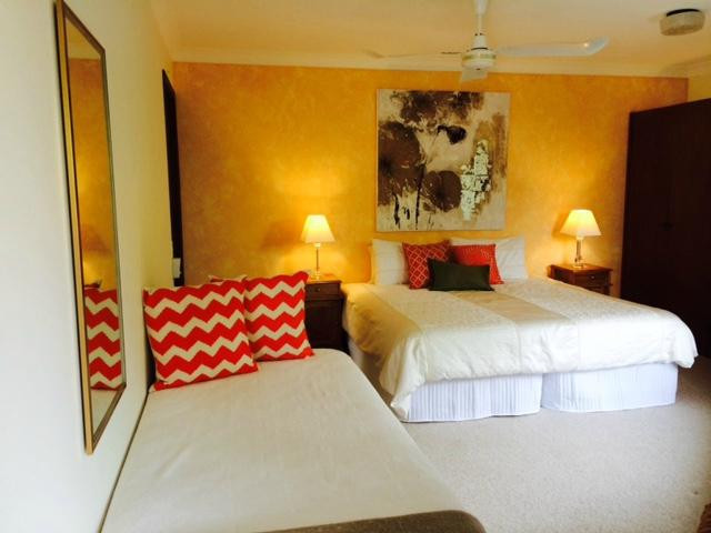 Sunny Hill Retreat Bonville主图