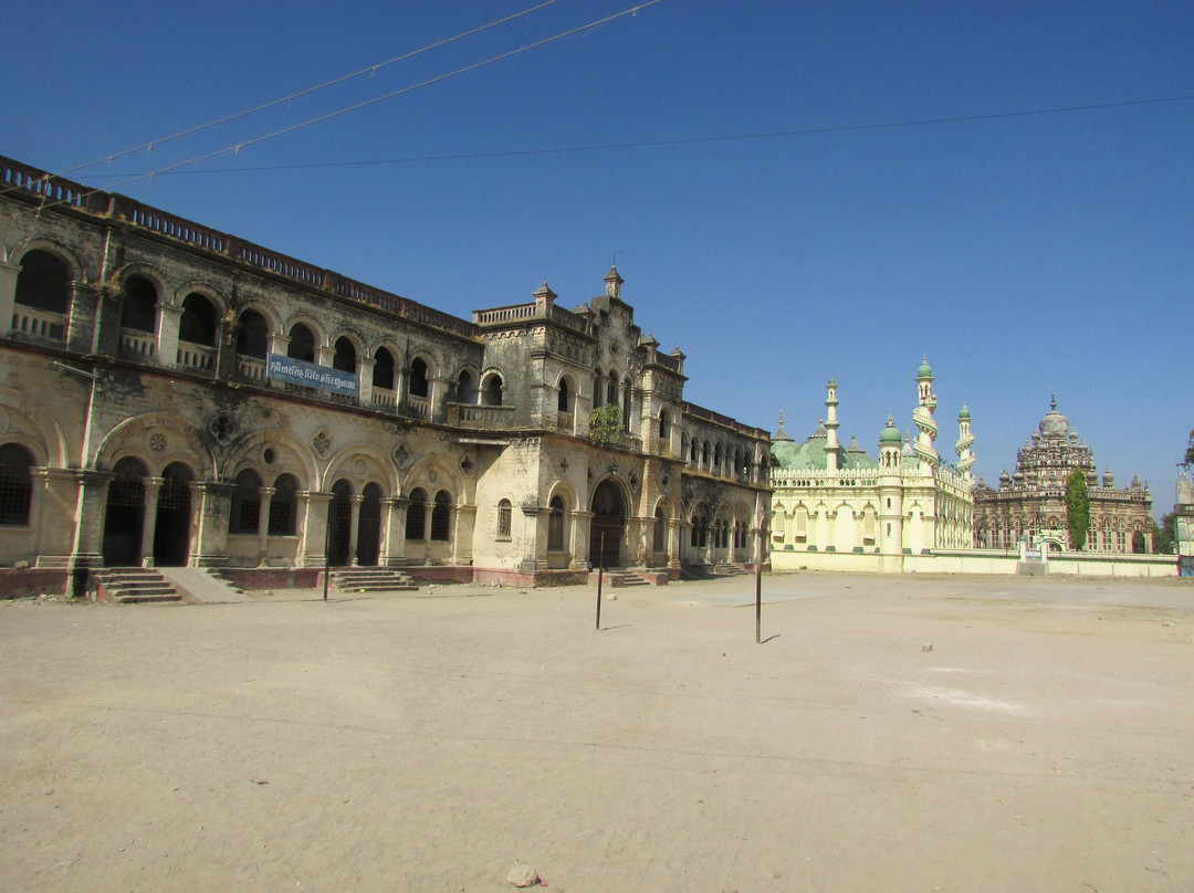 Mahabat Maqbara-居那加德必去景点