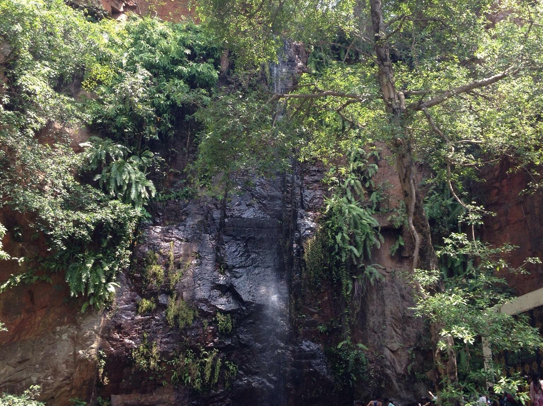 Kailasakona Waterfalls景点图片