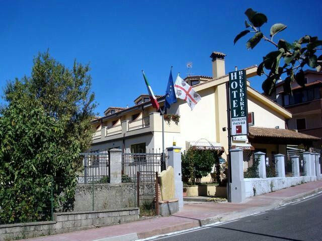 Sorgono酒店住宿-Hotel Belvedere Tonara