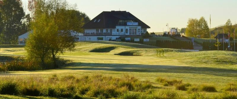 Binowo Park Golf Club景点图片