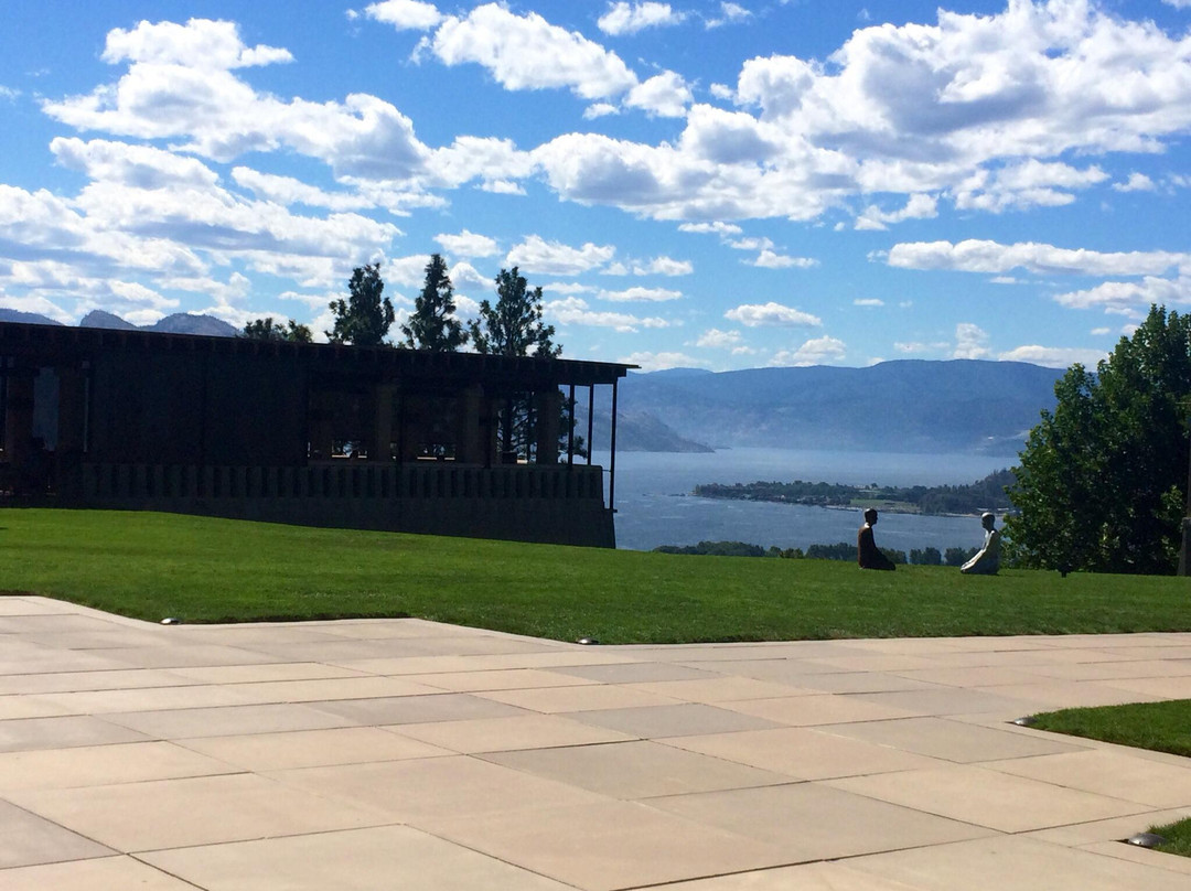 Mission Hill Family Estate Winery景点图片