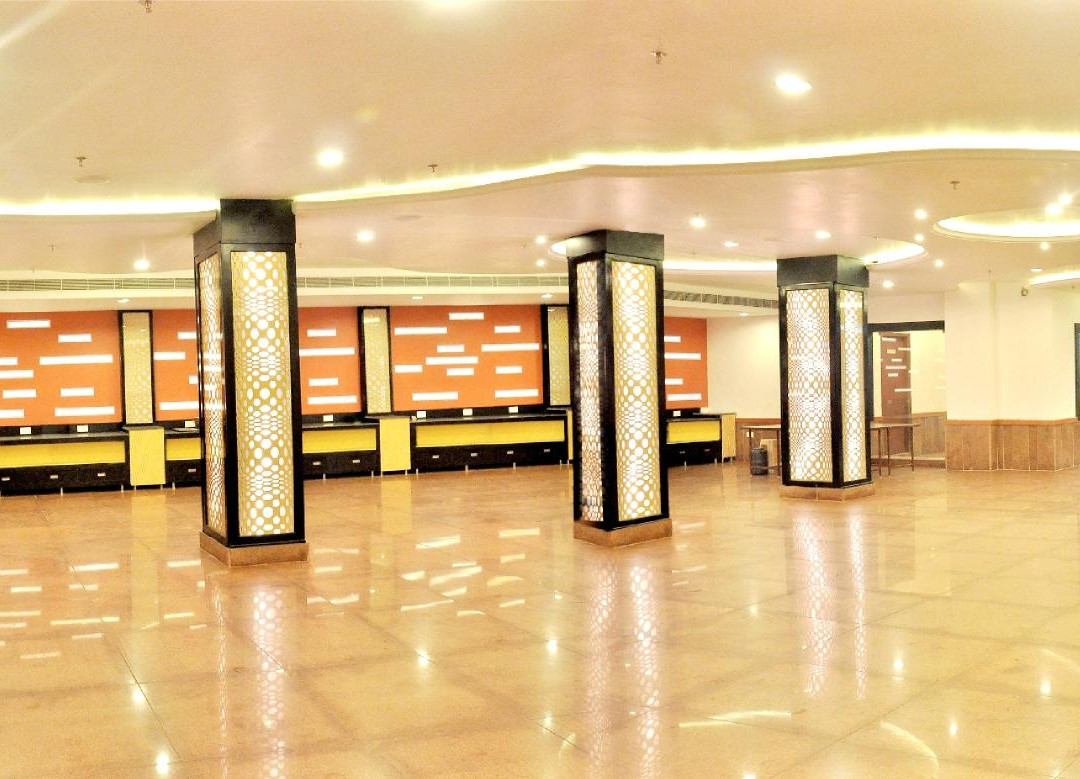 Lazeez Restaurant & Hotel主图