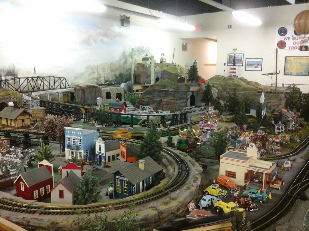 Model Railroad Exhibit by Crossville Model Railroad Club-Crossville必去景点
