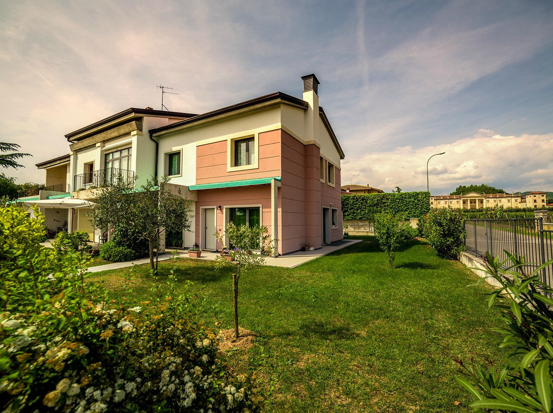 Illasi酒店住宿-Bed and Breakfast Ilaxi