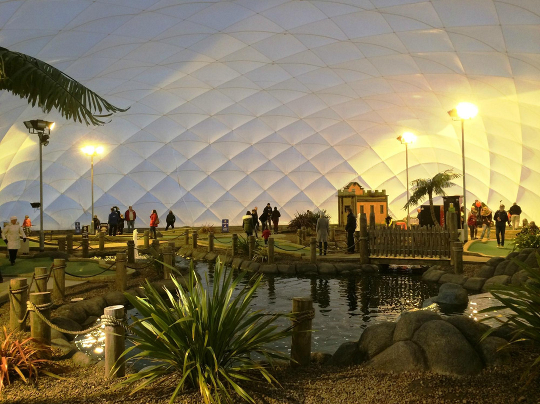 Kingseat旅游景点-Adventure Golf Island