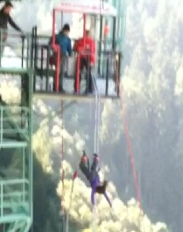 Rupert Hirner Bungy Jumping-雄山史都拜谷必去景点