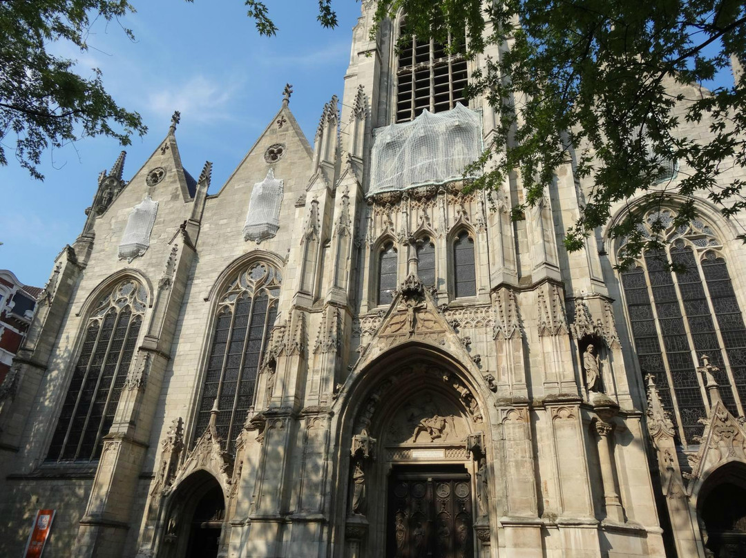 Eglise Saint Maurice-里尔必去景点