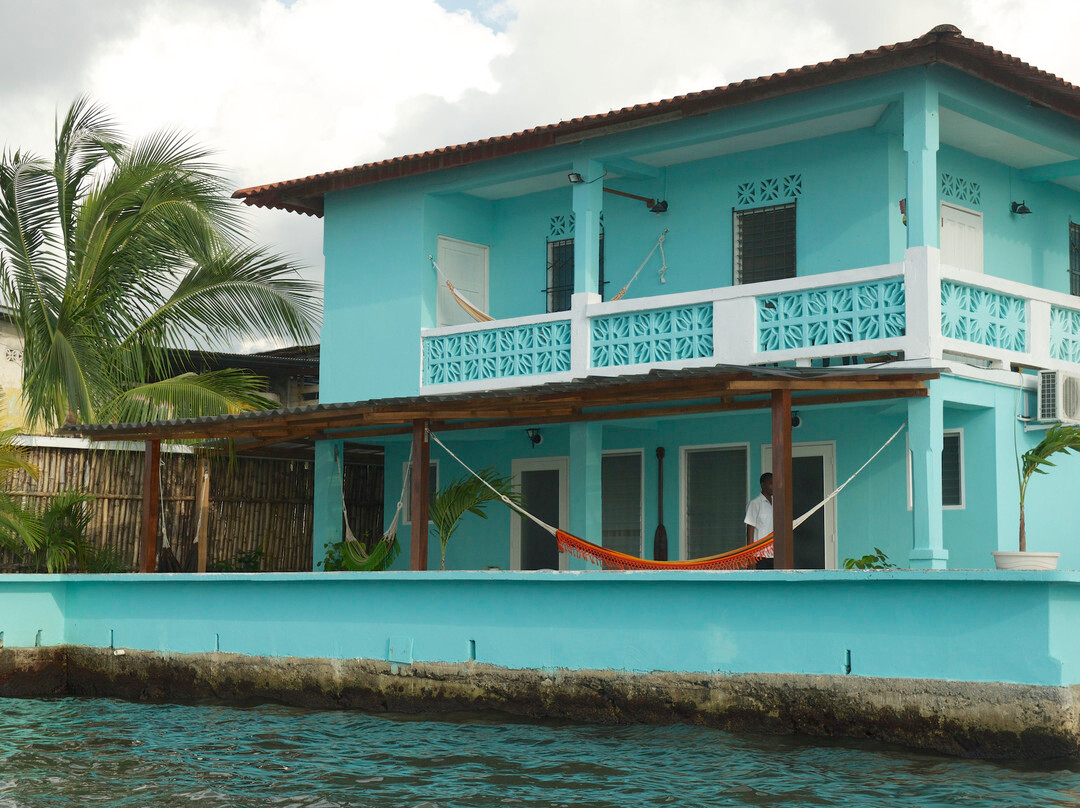 Hotelito Solidario Casa del Rayo Verde主图