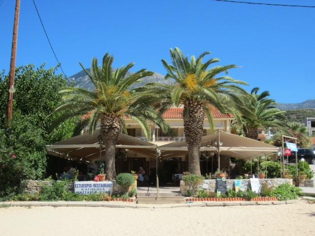Stoupa酒店住宿-Kalogria Beach Hotel