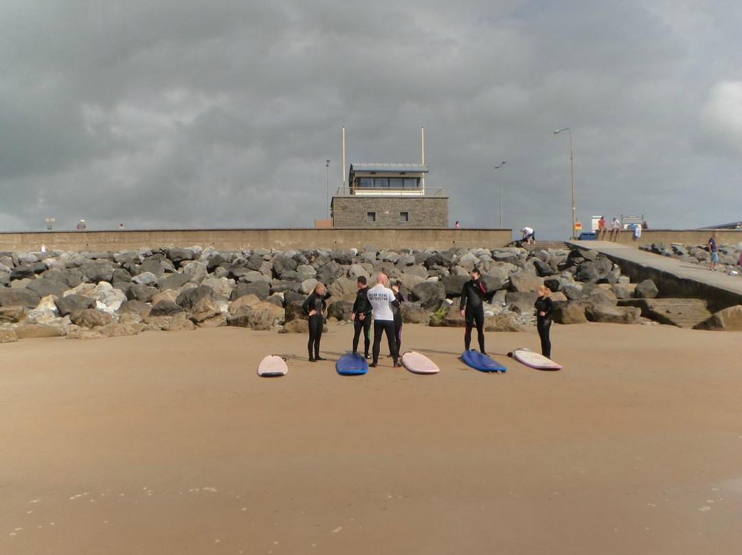 Ollies Lahinch Surf Centre-Lahinch必去景点