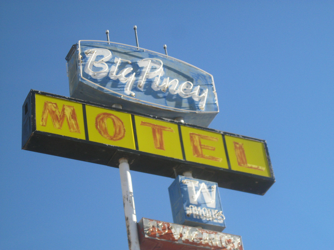 Big Piney Motel主图