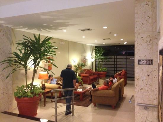 Hotel Doral Inn