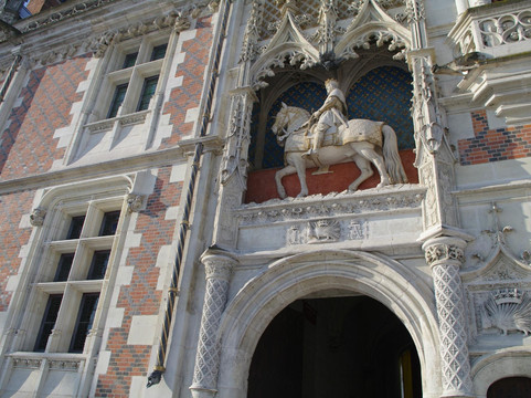 卢瓦尔河谷-一日游-图尔必去景点