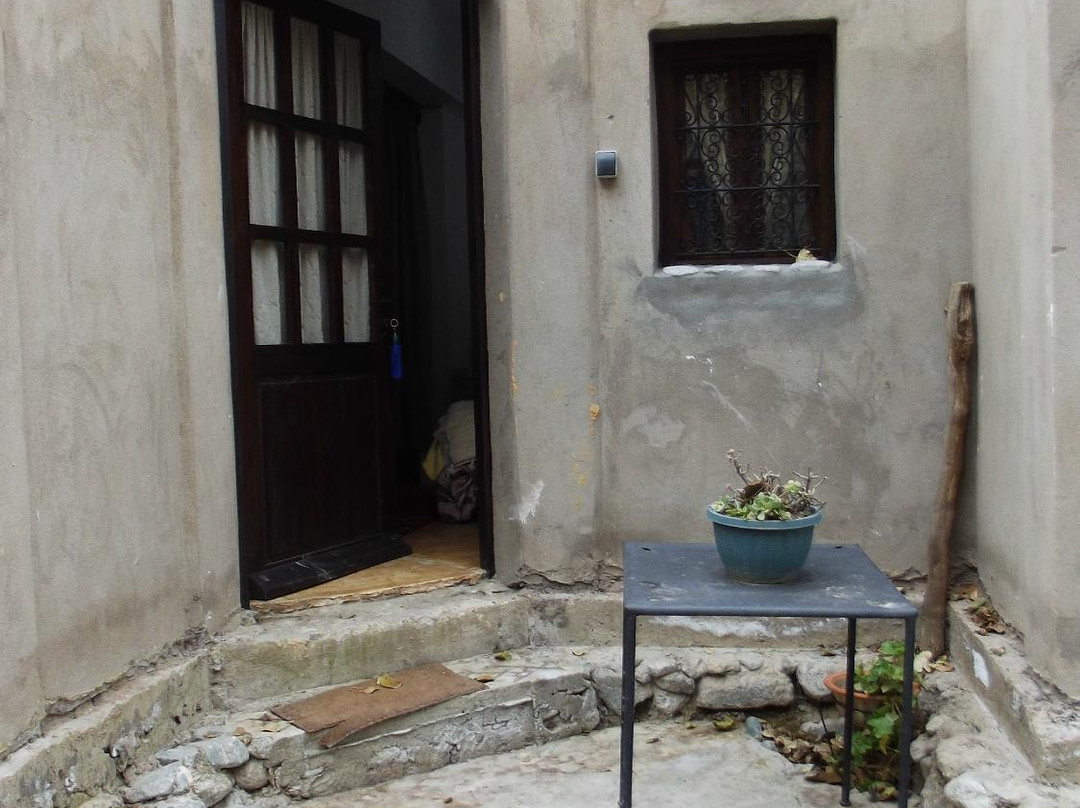 Au Bord de l'Eau主图