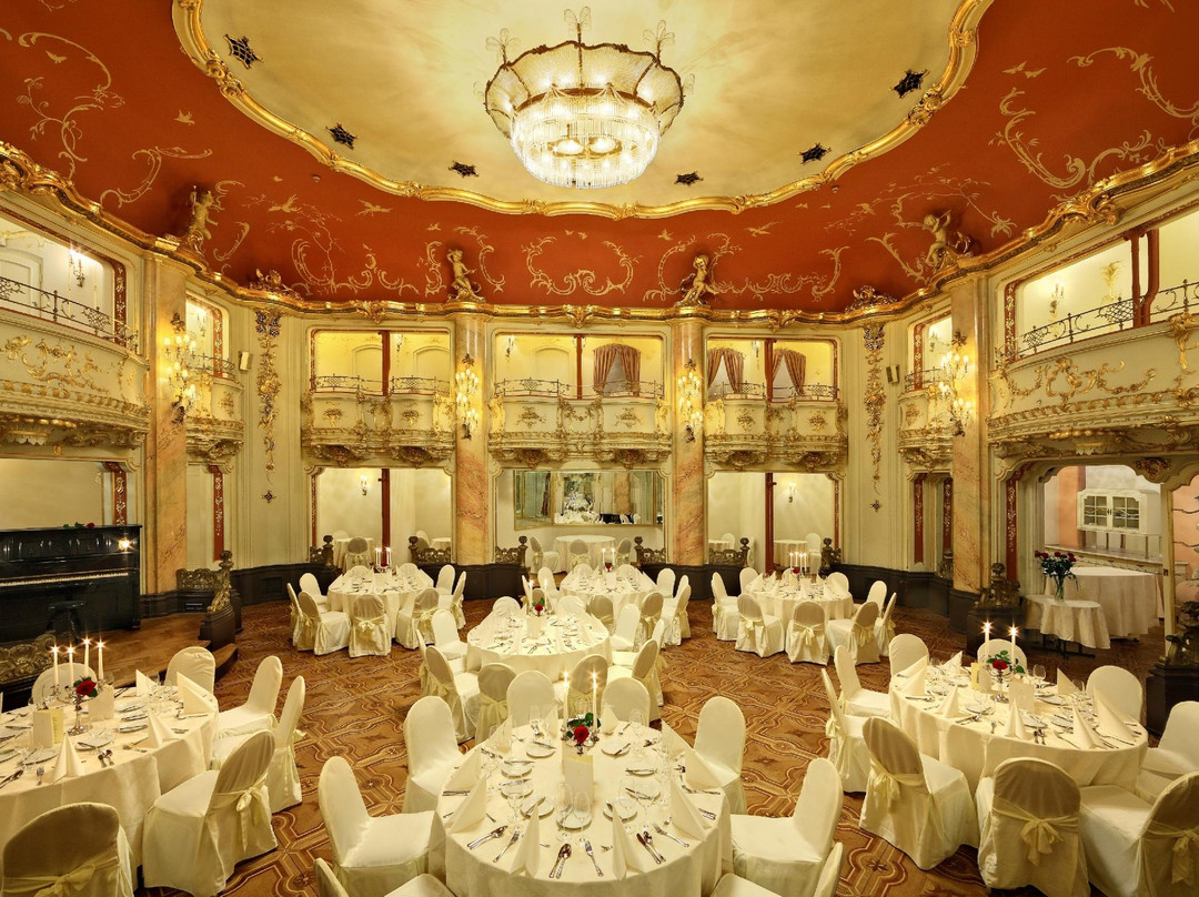 Mozart Dinner Opera-布拉格必去景点