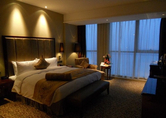 镇江兆和皇冠假日酒店主图