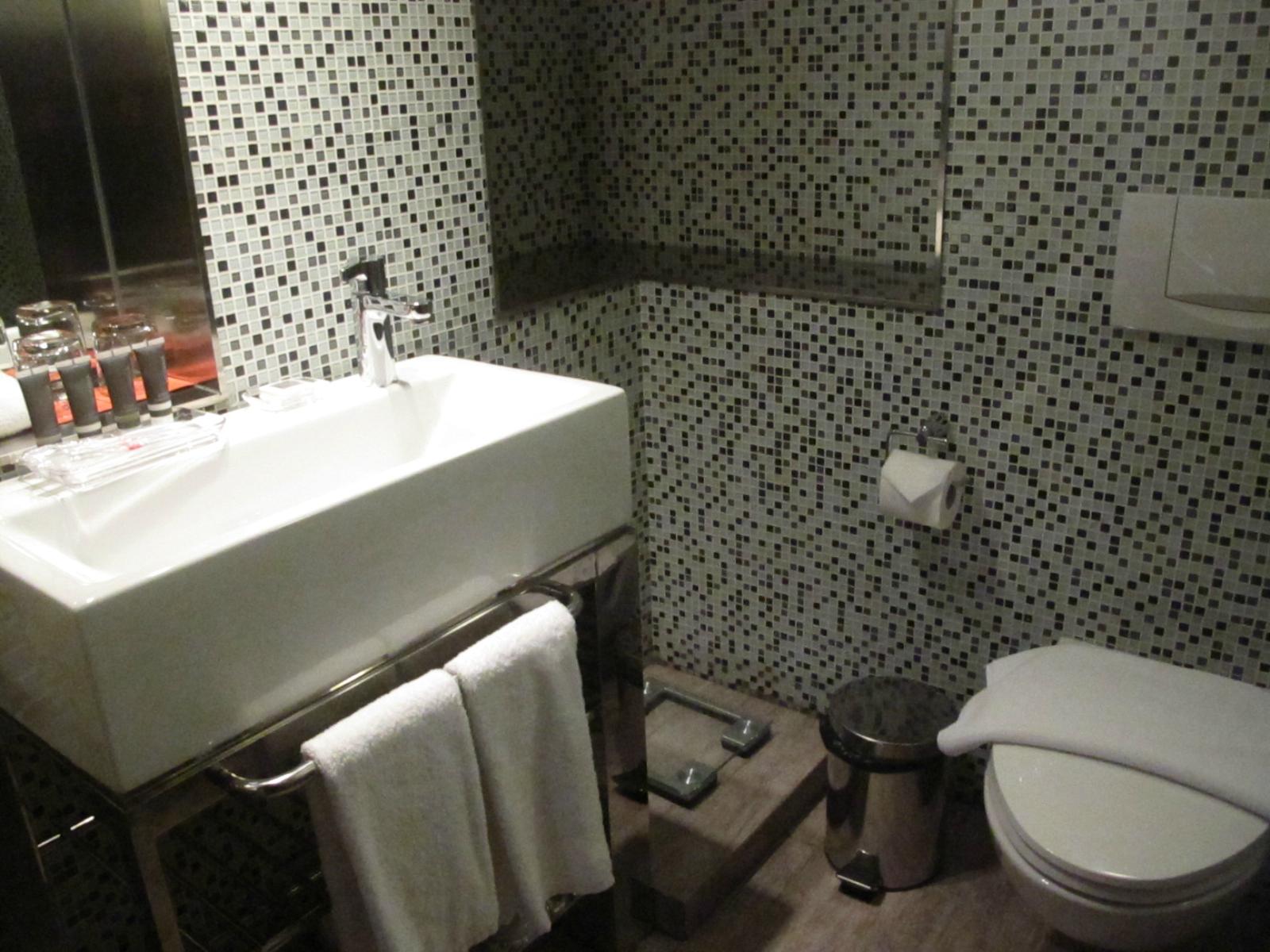 上海品尊名致精品酒店公寓-浴室