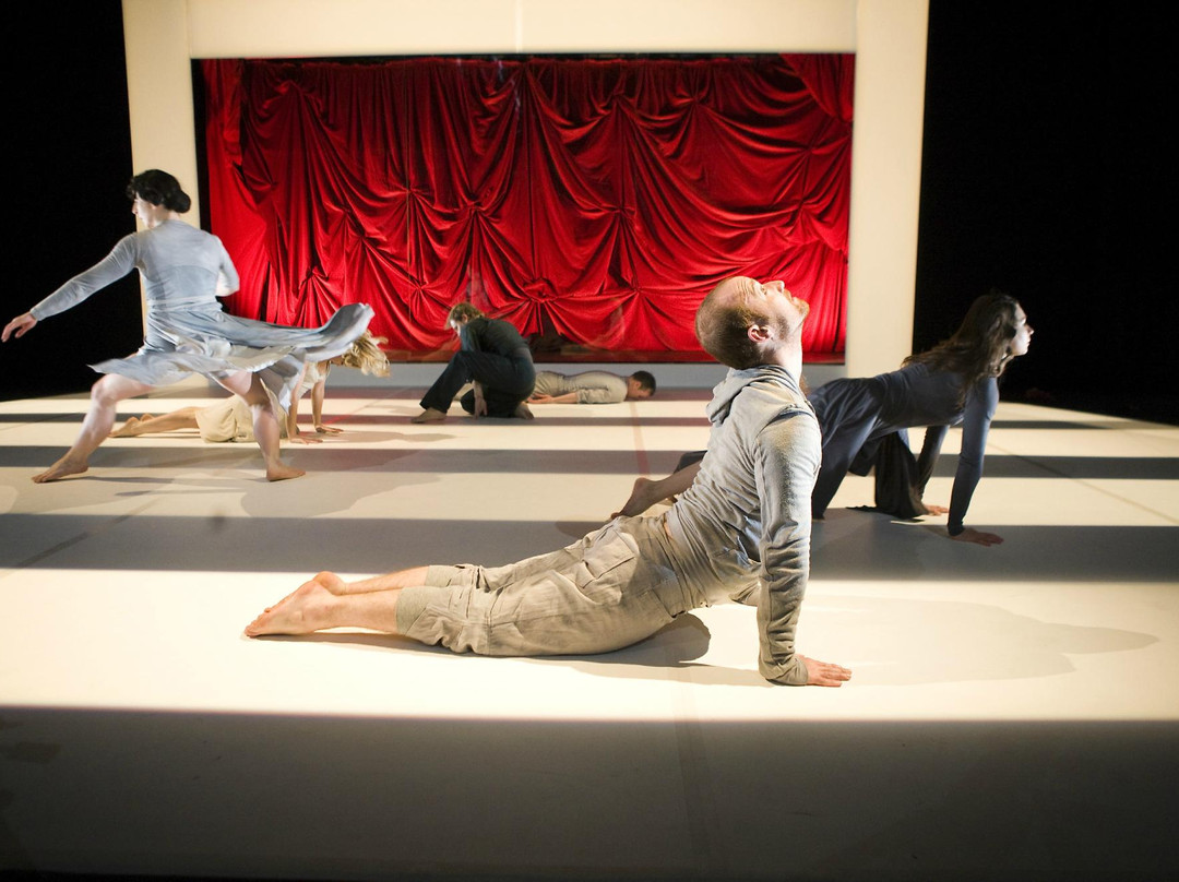 Backstage Theatre-Longford必去景点