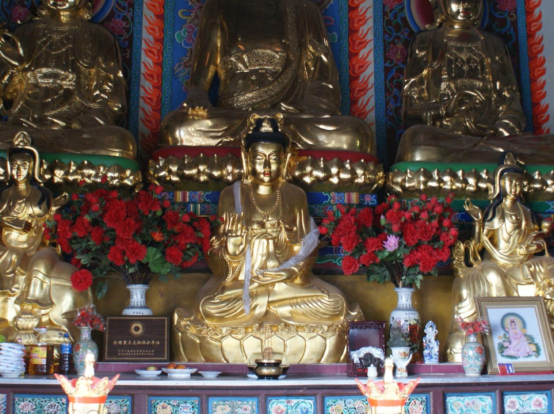 曹溪寺景点图片