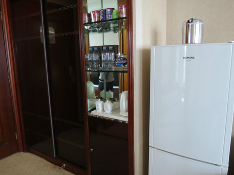 嘉莱特和平国际酒店主图