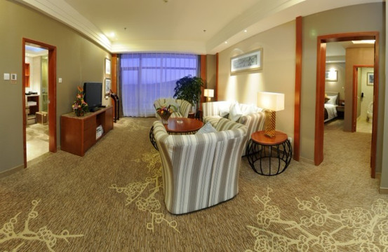 腾冲国际旅游度假大饭店主图