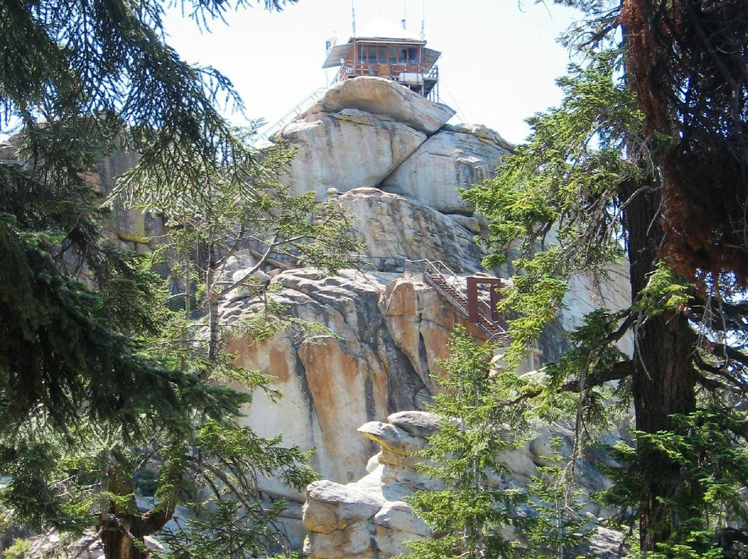 Buck Rock Lookout-红杉&国王峡谷国家公园必去景点