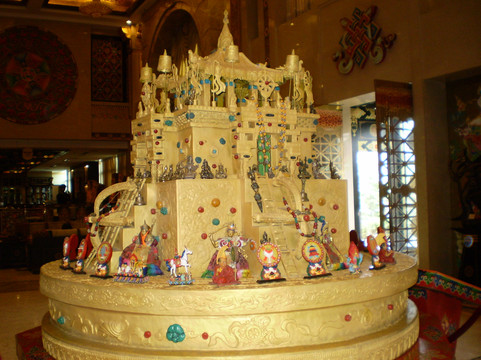 雅鲁藏布大酒店主图