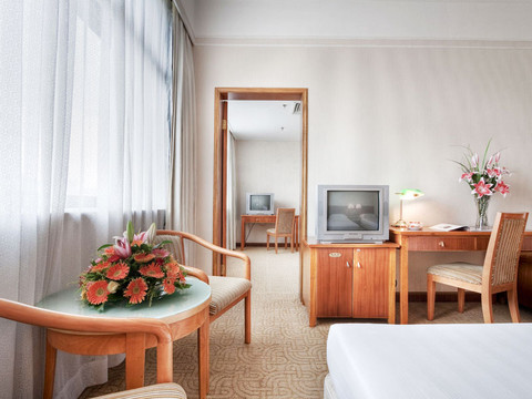 星程碧海酒店主图