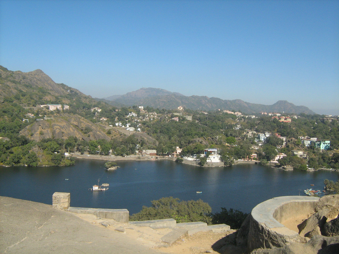 Nakki Lake景点图片