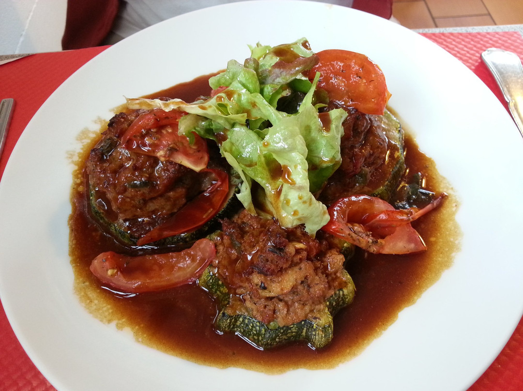 Saint-Lambert-la-Potherie餐馆和美食-Auberge de la Roche