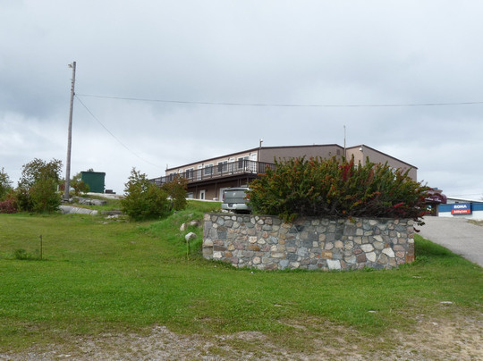 Air Ronge酒店住宿-Waterbase Inn