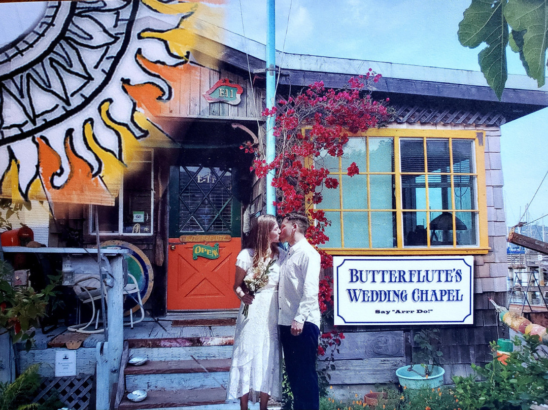 Butterflute's Wedding Chapel景点图片