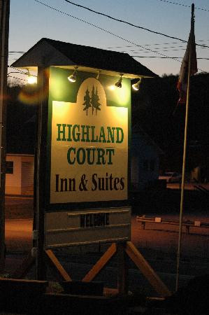 Highland Court Motel