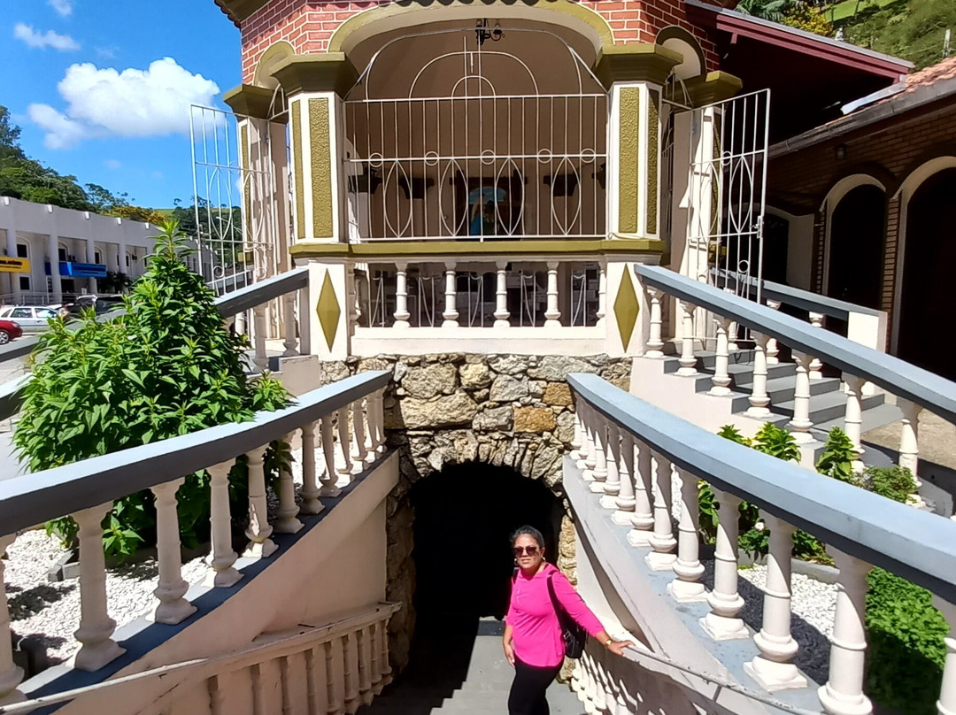 Gruta de Nossa Senhora de Caravaggio