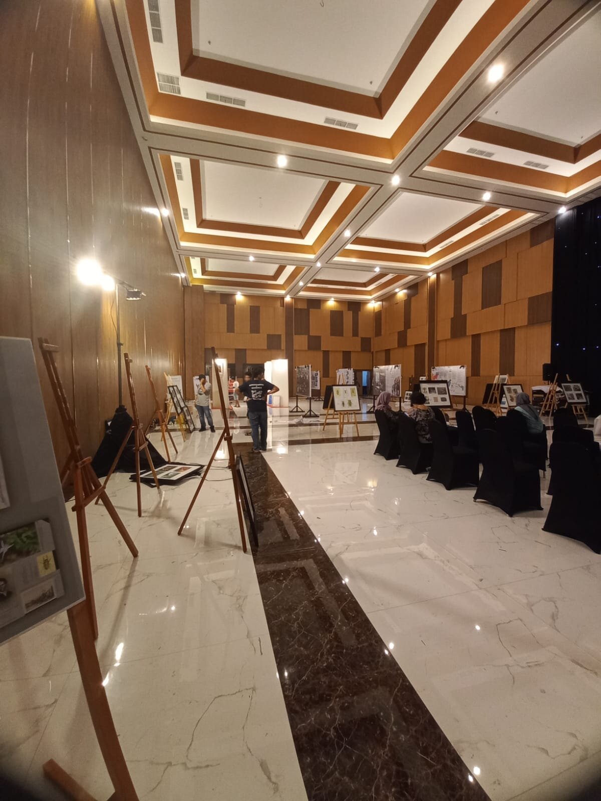 Unhas Hotel & Convention-官方