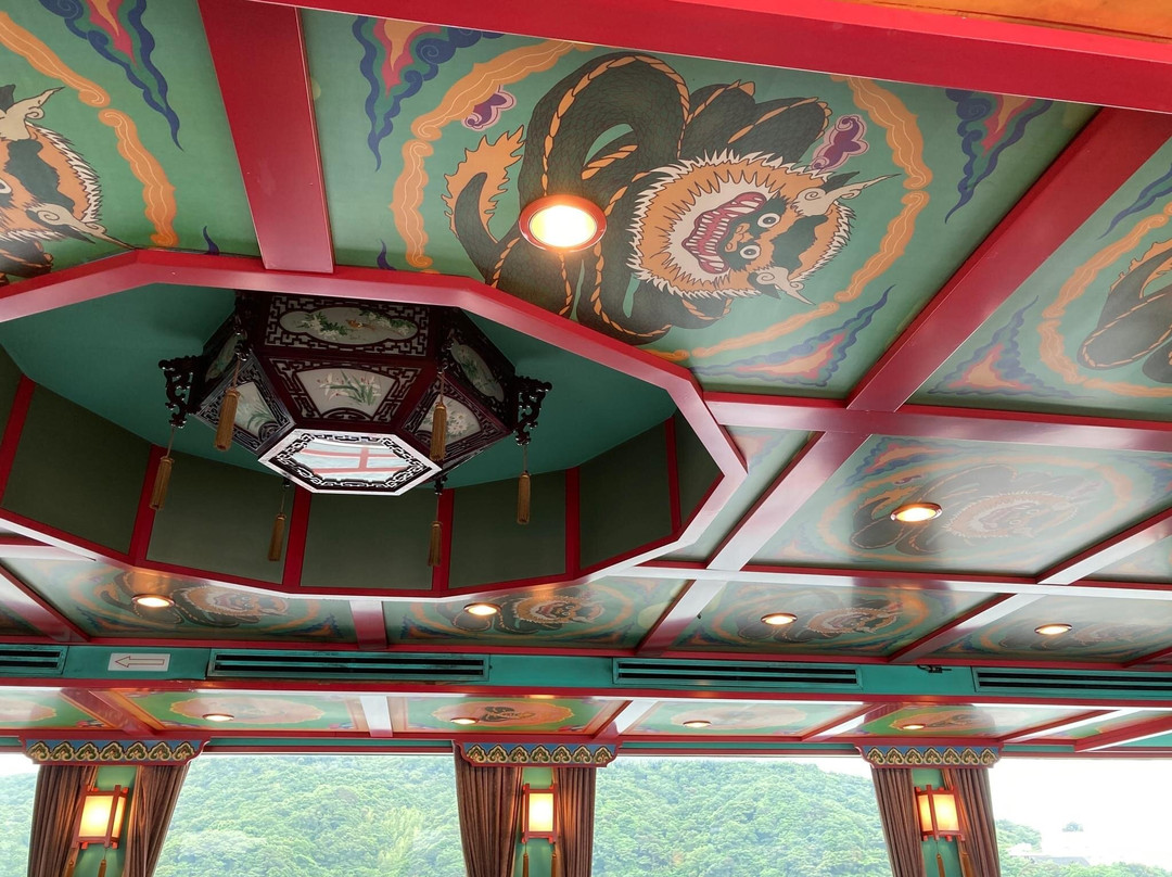 Dolphin Island景点图片