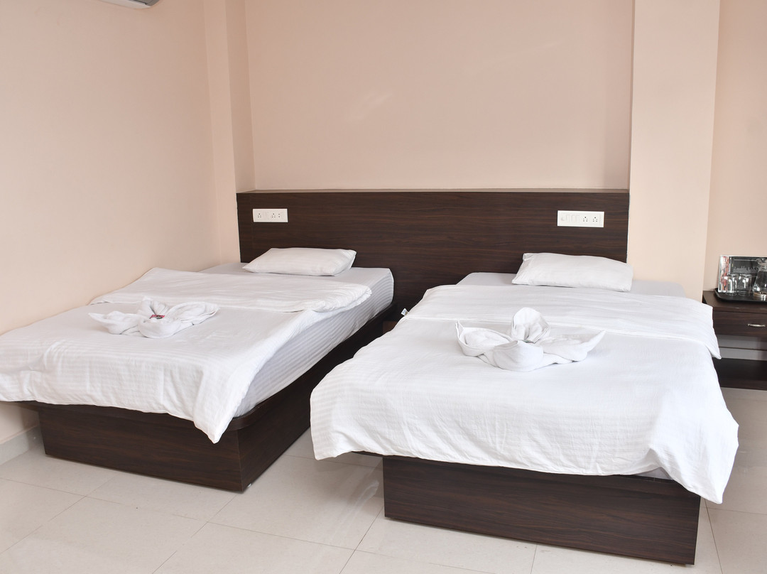 Anmol Fooding and Lodging