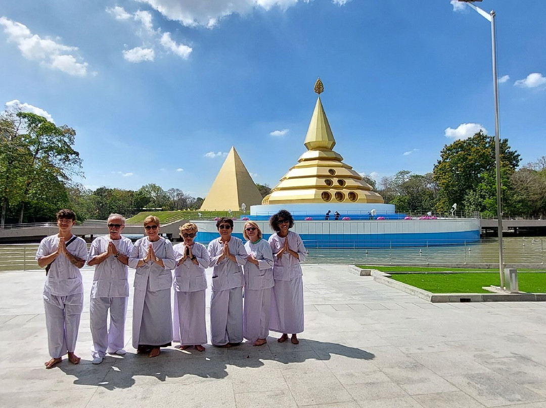 Wat Phra Dhammakaya-空銮必去景点