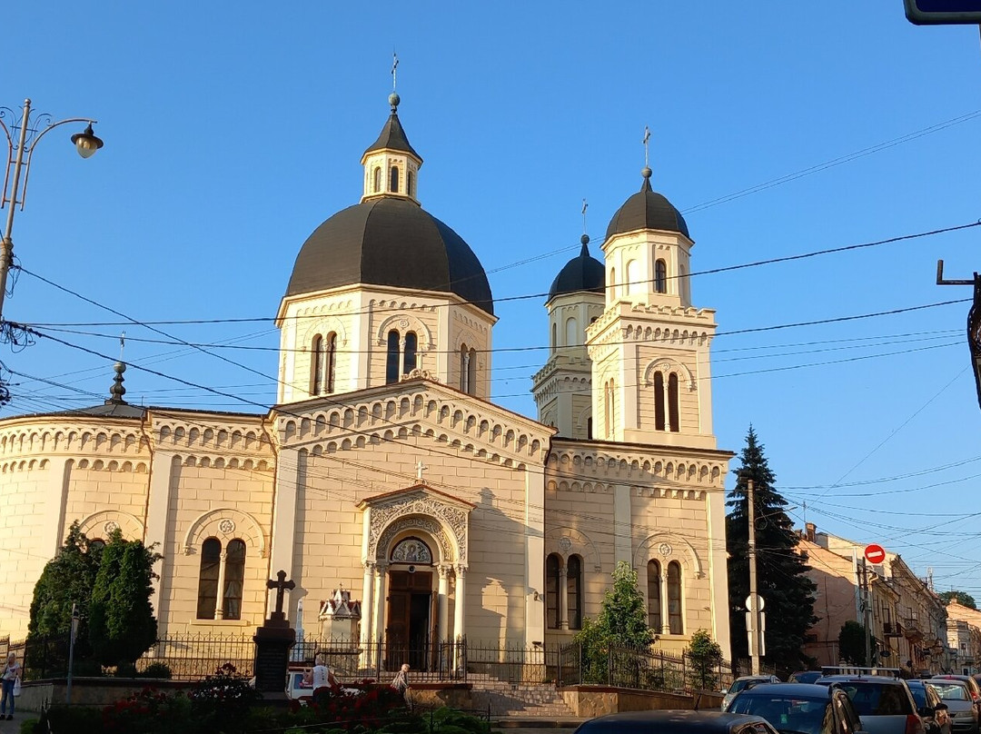 Cathedral of the Assumption of the Blessed Virgin Mary-Chernivtsi必去景点