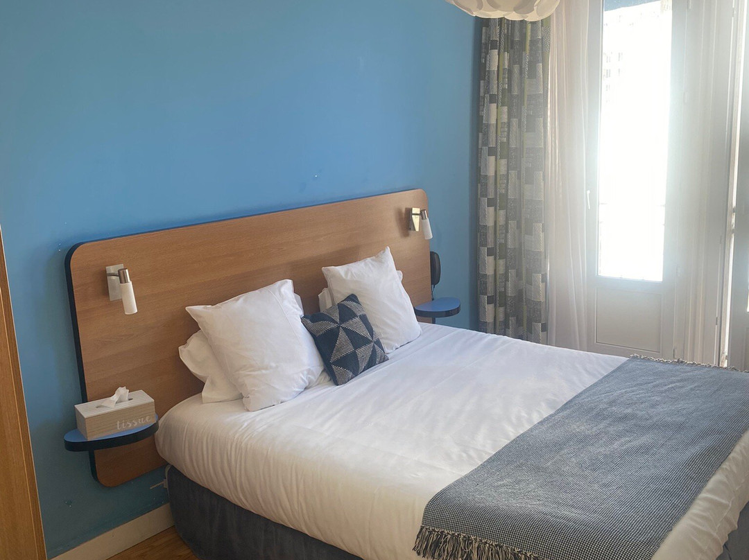 奥斯卡酒店主图