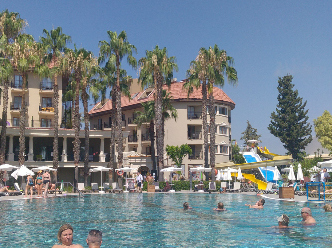 Numa Club Side
