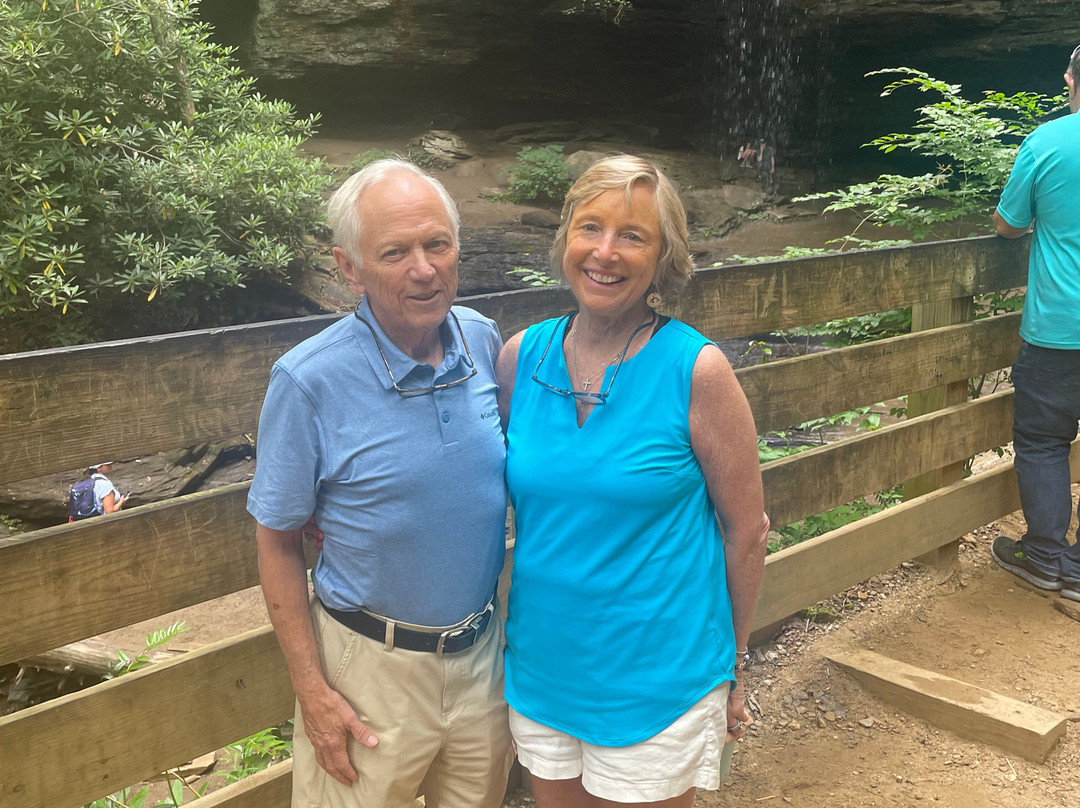 Mountain Inn & Suites Flat Rock主图