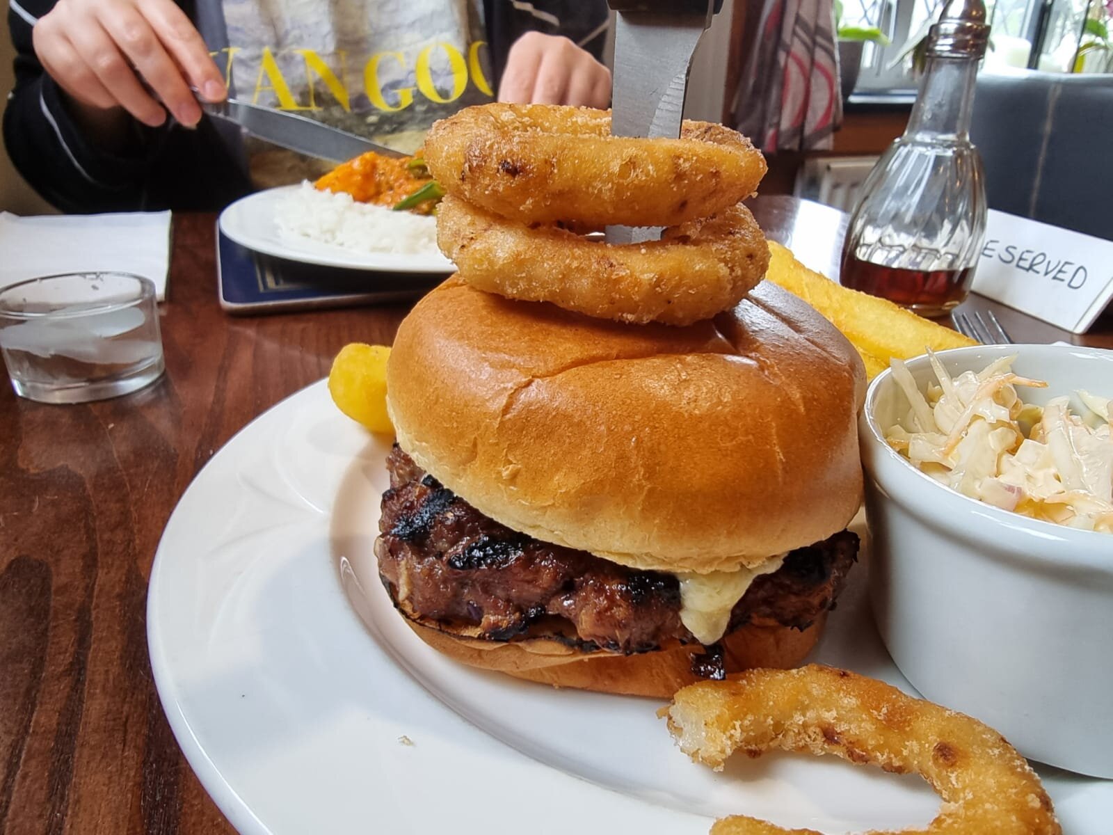 Hunters Lodge Hotel-官方