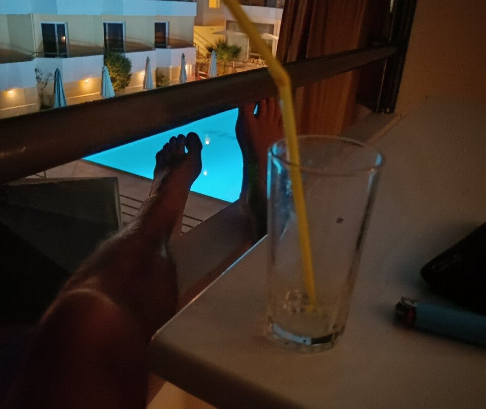 Adonis Hotel & Apartments主图